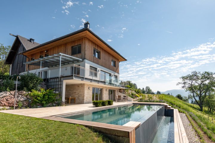 FREIRAUM Living Pool mit Ueberlaufkannte