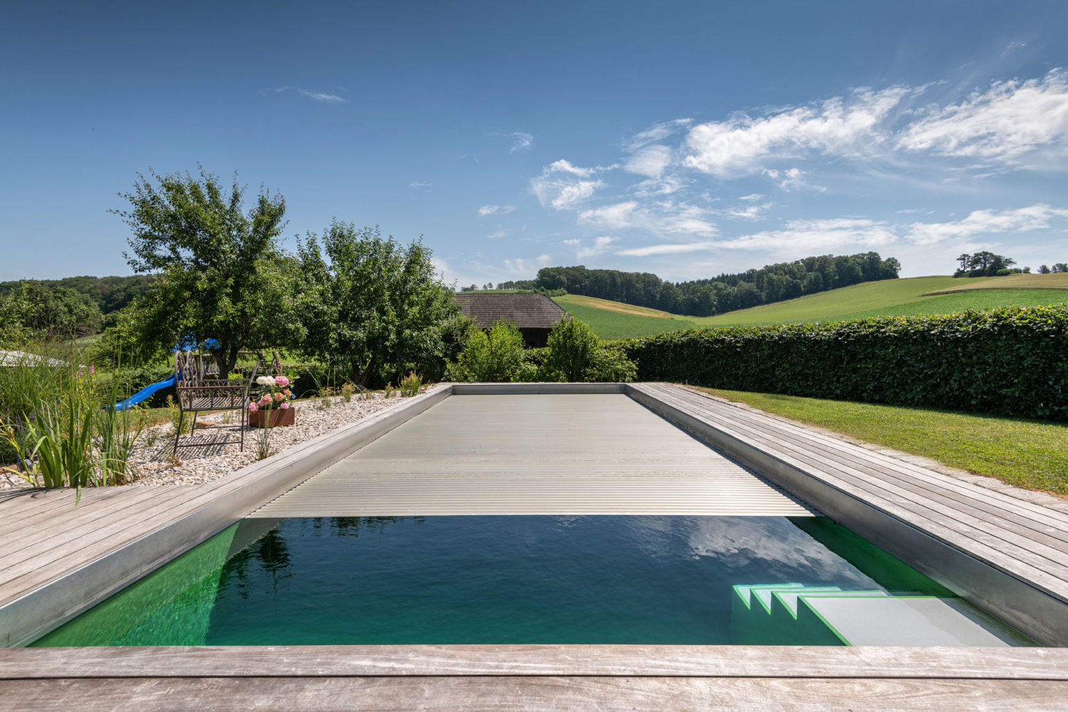 Schwimmteich umrüsten Teich zum Pool umbauen lassen FREIRAUM