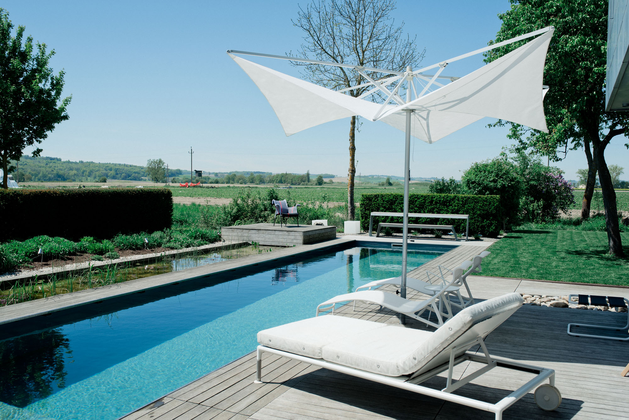Luxusurlaub jeden Tag: Der Living Pool als schönste Investition in Ihr Zuhause