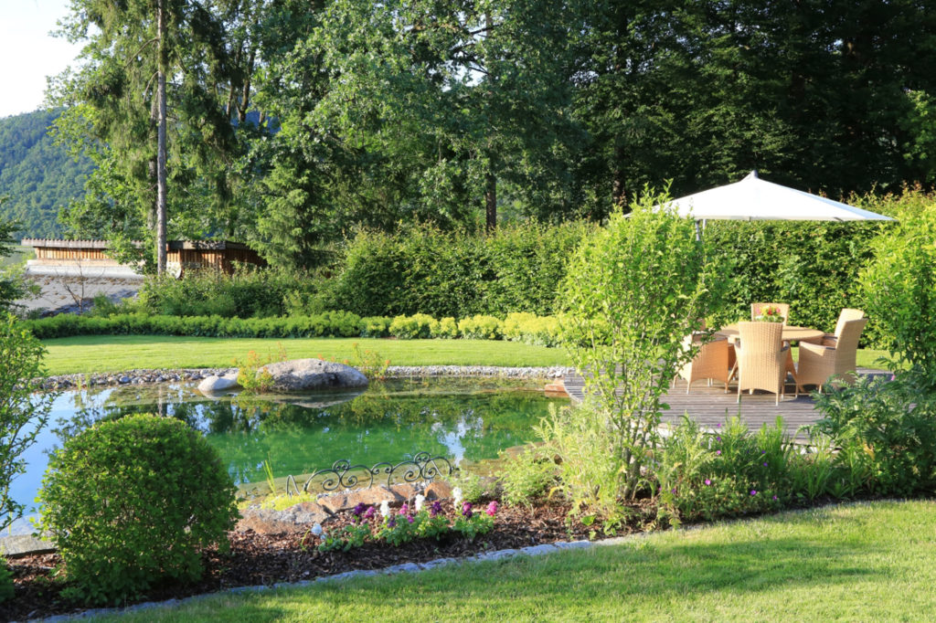 FREIRAUM Sitzlounge am Schwimmteich