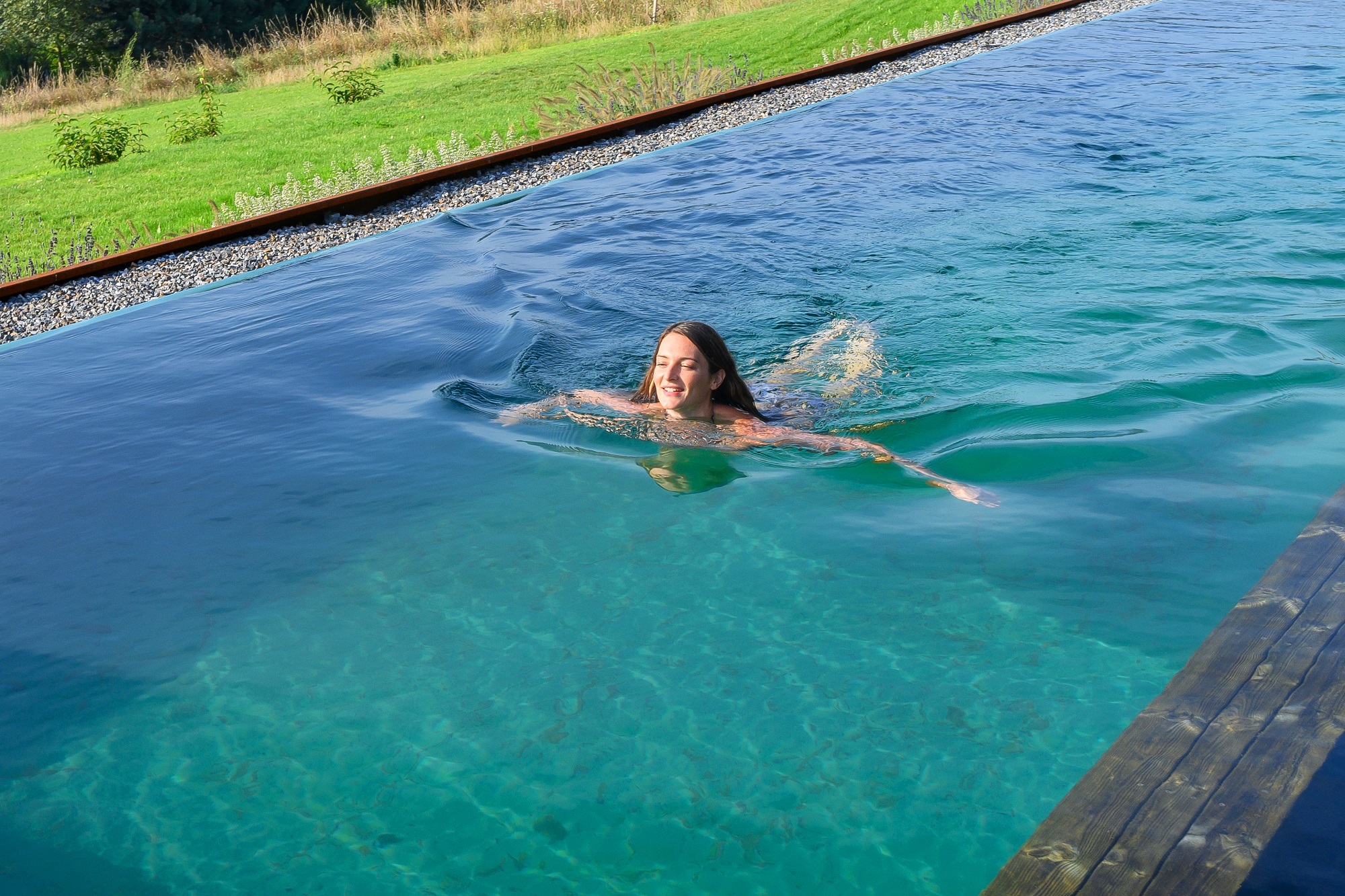 Keine Infektionen durch Coronaviren beim Schwimmen
