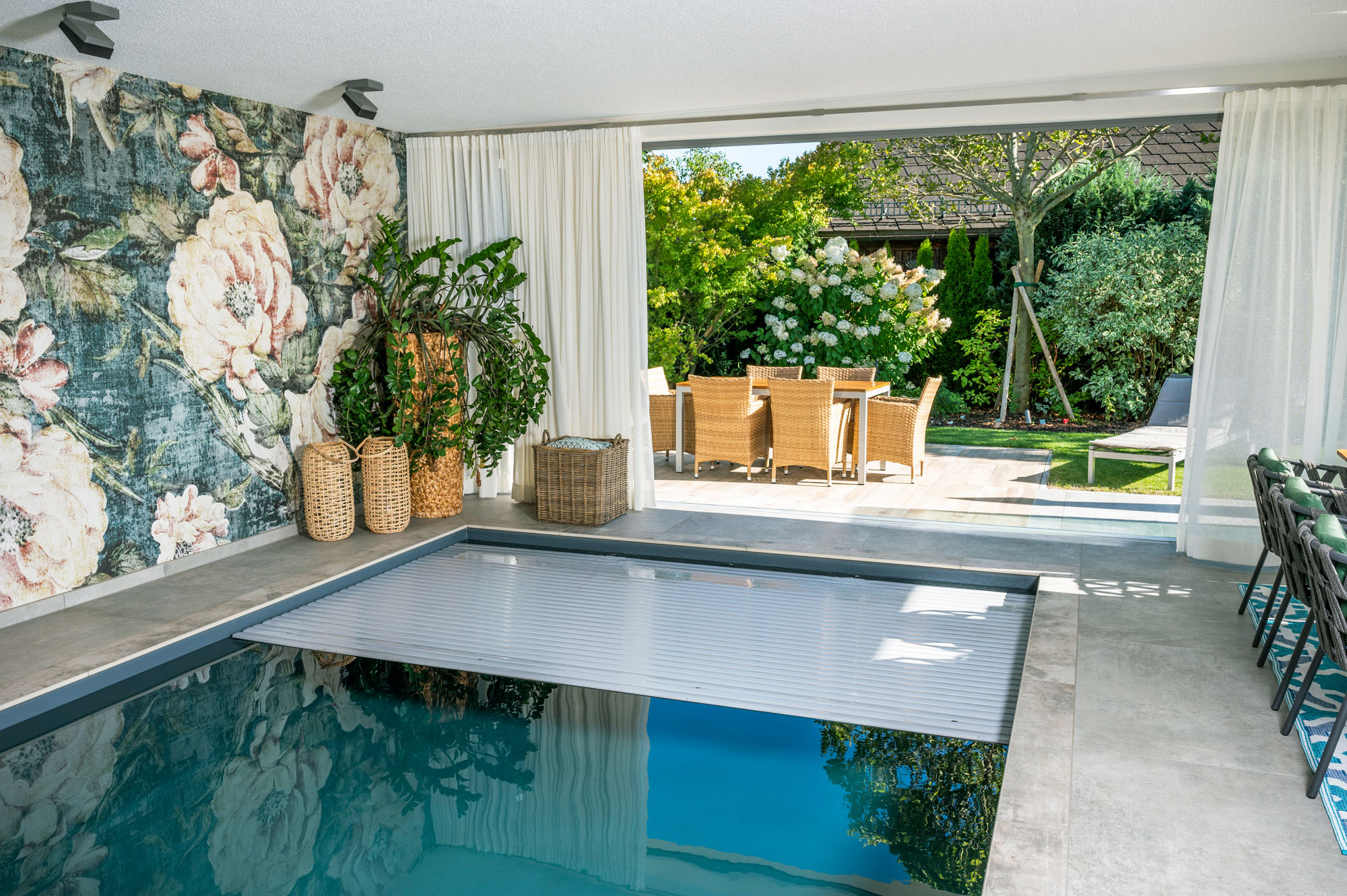 Living Pool-Zubehör: Gestalten Sie Ihren Living Pool ganz nach Ihren Vorstellungen